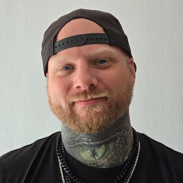 Basti – Trainer & Service